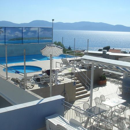 Aparthotel Pecic グラダツ エクステリア 写真