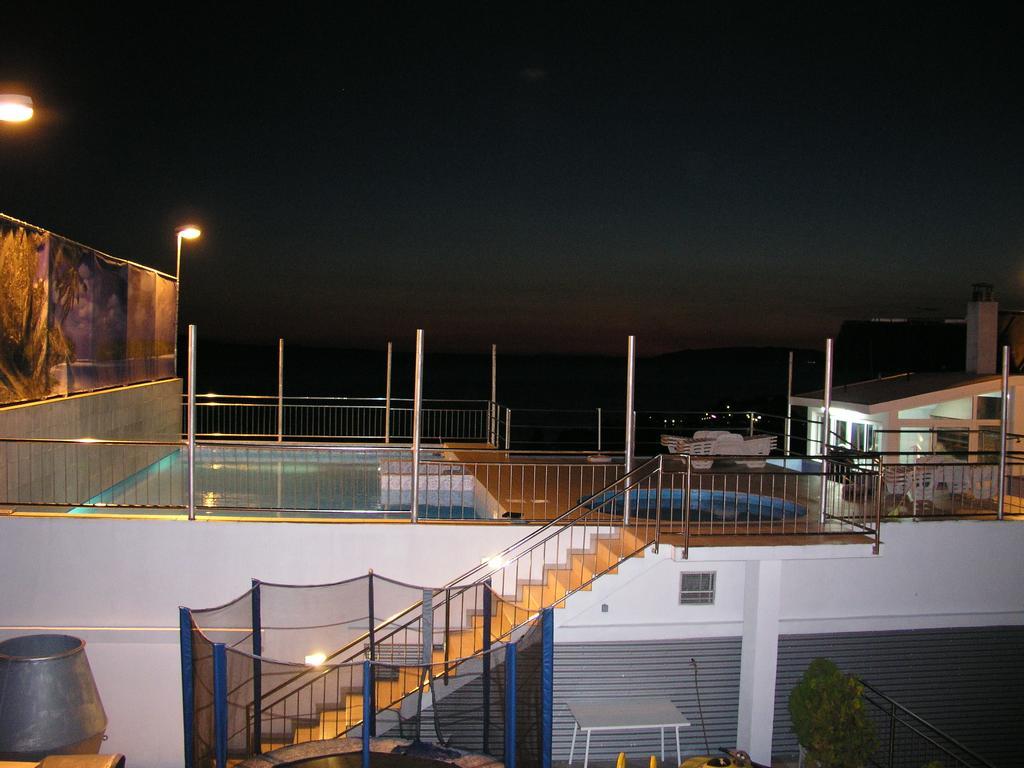 Aparthotel Pecic グラダツ エクステリア 写真