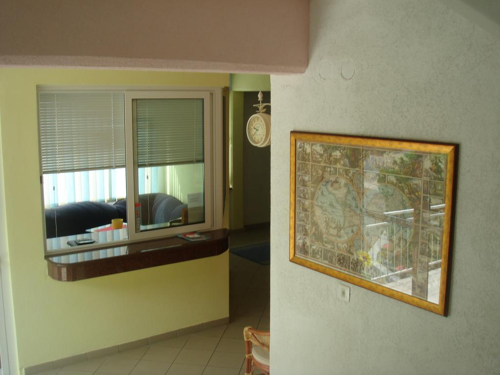 Aparthotel Pecic グラダツ エクステリア 写真